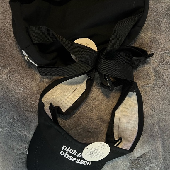 Pickleball hat and pouch - Picture 4 of 5